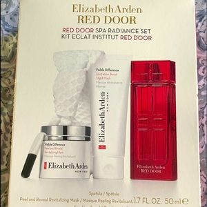 Elizabeth Arden Red Door Spa Radiance Set